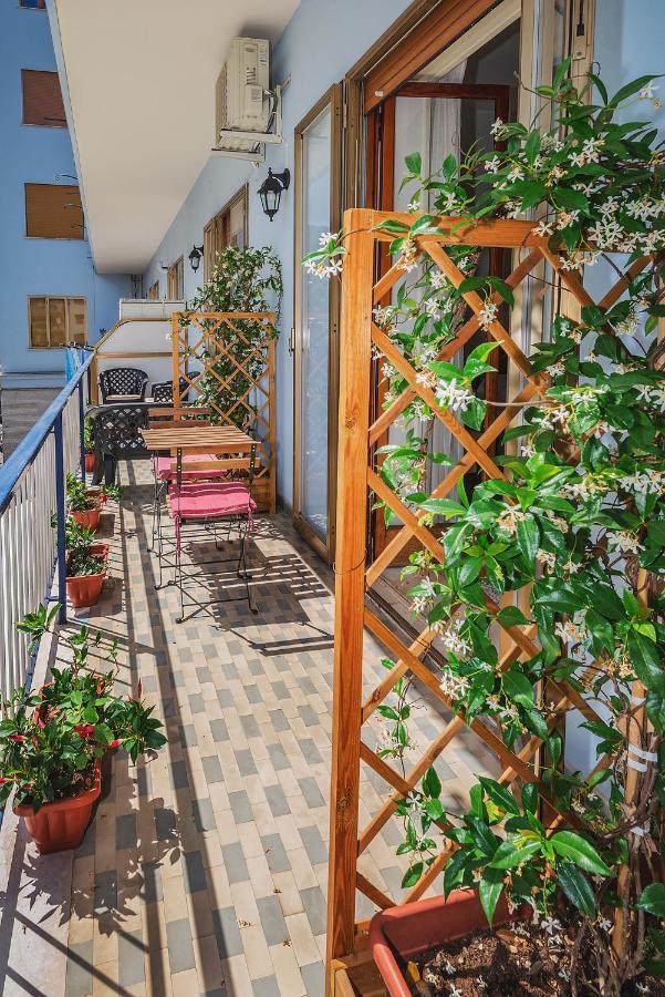 Casa Rosetta Bed & Breakfast Sorrento Bagian luar foto
