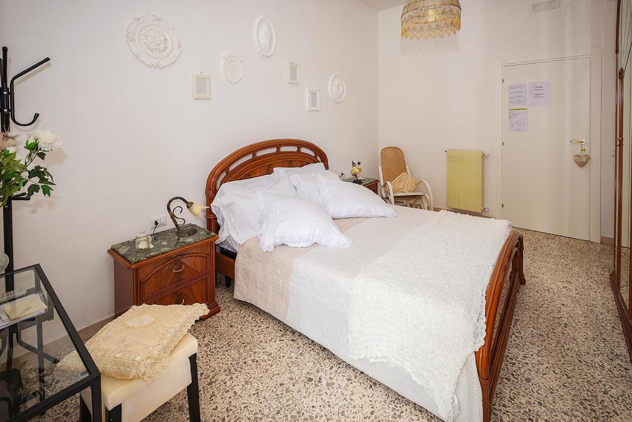 Casa Rosetta Bed & Breakfast Sorrento Bagian luar foto